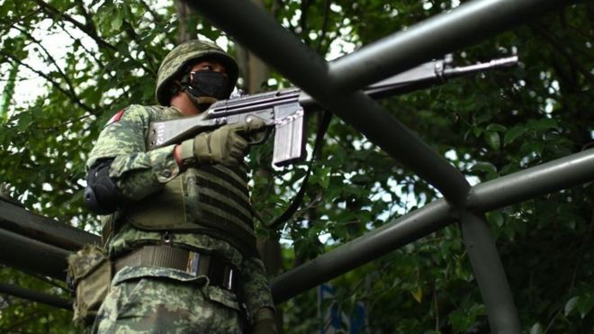 Militar en la zona del ataque al jefe de policía de CDMX