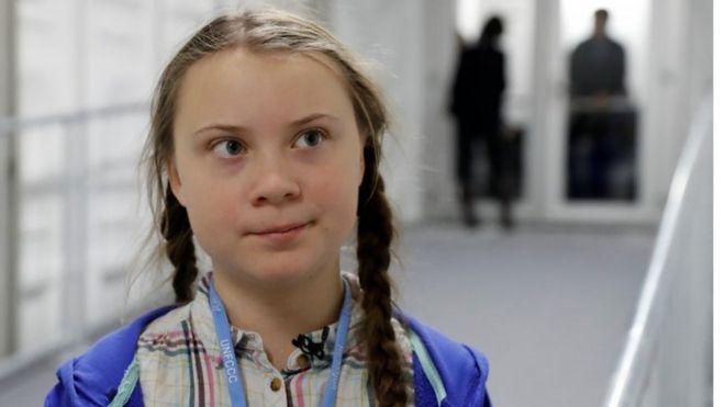 Активистка-подросток Грета Тунберг видна в месте проведения Конференции по изменению климата 2018 года в США в Катовицах,