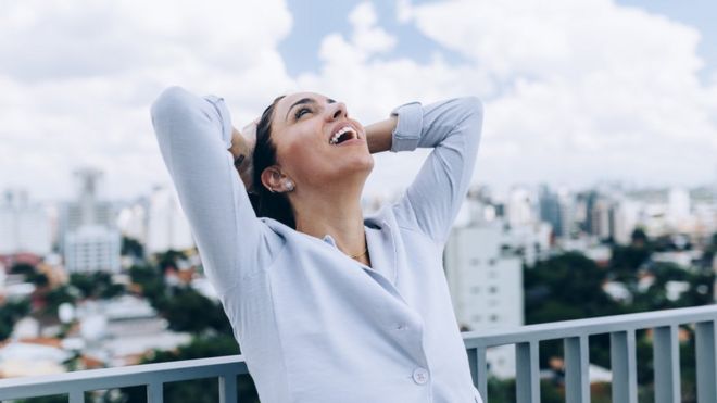 Mujer sonriendo