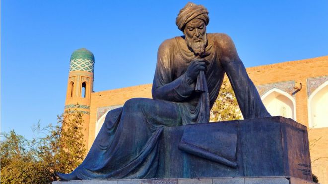 उज़्बेकिस्तान में फारसी गणितिज्ञ मुहम्मद इब्न मुसा अल ख्वारिजमी का बुत.