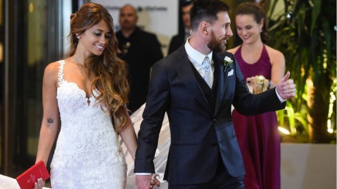 லியோனல் மெஸ்ஸியும் ஆண்டோனெல்லா ரோக்குசோவும்