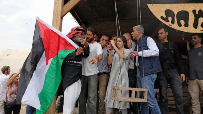 متظاهرون فلسطينيون
