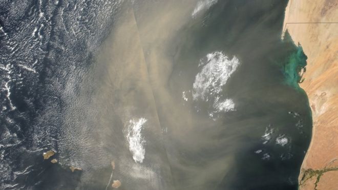 Nube de polvo entre Senegal y Cabo Verde.