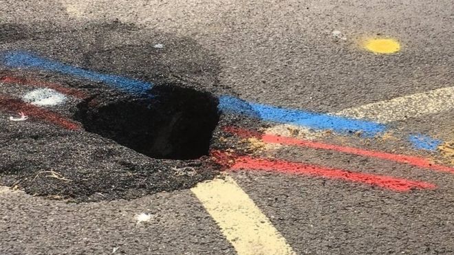 A47 Lowestoft Sinkhole Road Closed All Day For Repairs
