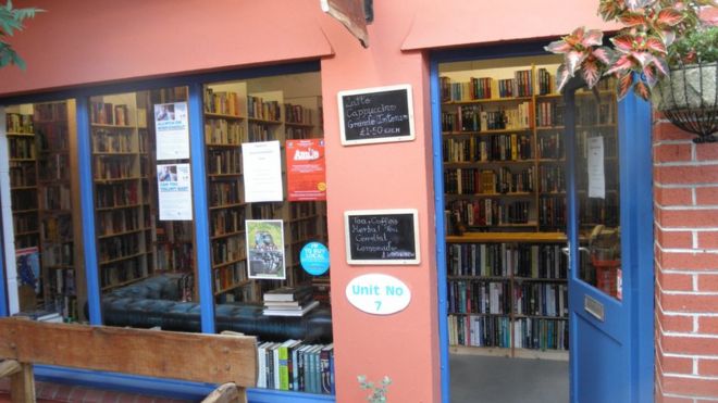 Книжный магазин Bookends