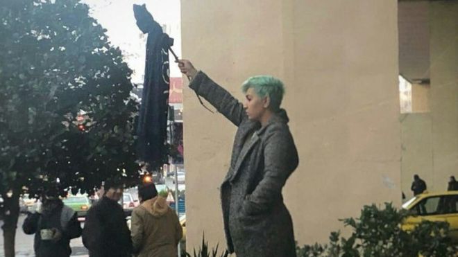 иранская протестующая