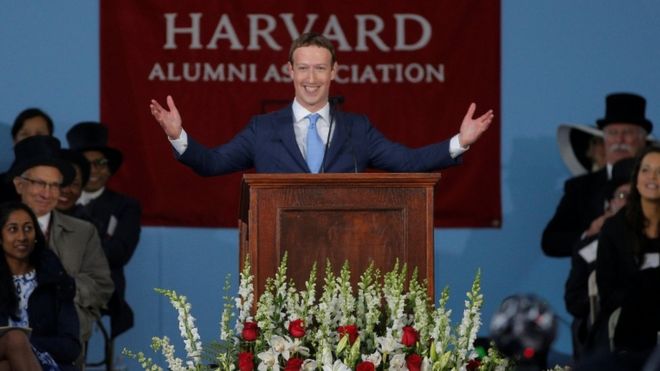 Марк Цукерберг получил почетную степень Гарварда