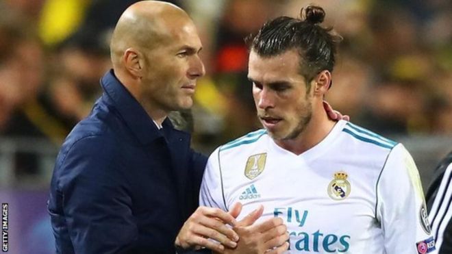 Kocha wa Real Madrid anayeondoka Zinedine Zidane na Mshambuliaji Gareth Bale