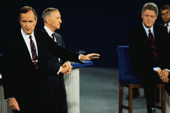 Буш выступает в дебатах с Перо и Клинтоном