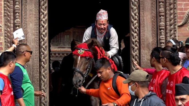 ललितपुरको घोडेजात्रा।