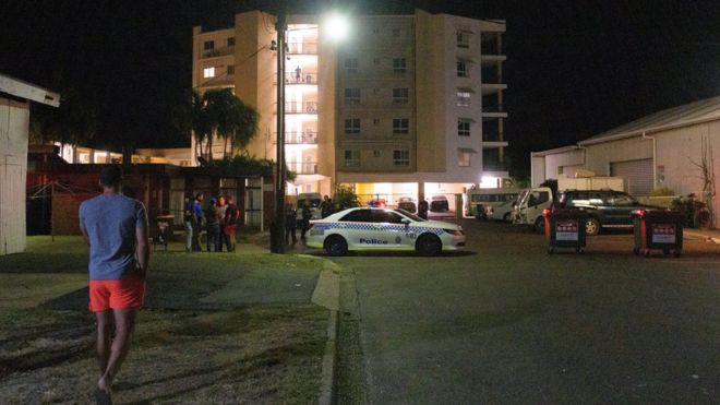 Полицейское оцепление возле мотеля Palms, одного из мест для стрельбы
