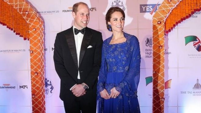 Герцог и герцогиня Кембриджская на торжественной церемонии Taj Palace Hotel в Мумбаи
