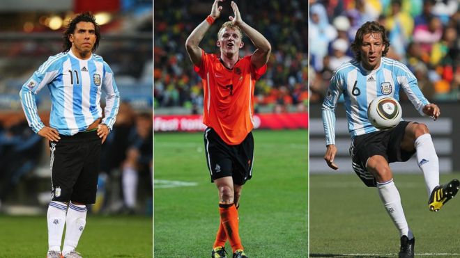 Carlos Tevez, Dirk Kuyt and Gabriel Heinze