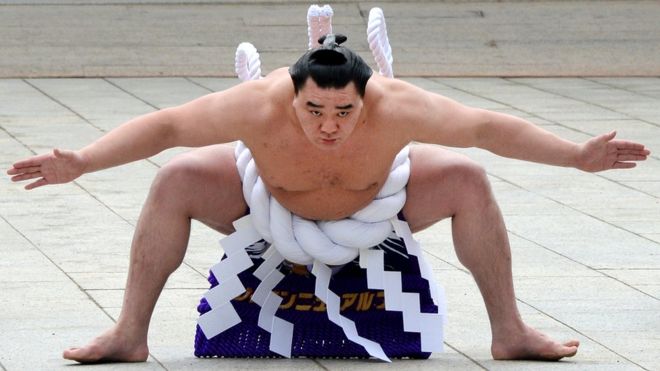 Великий чемпион сумо Харумафуджи