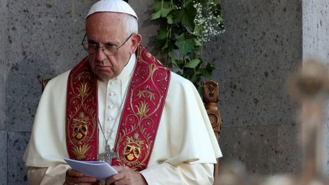 Pope Francis celebrates mass in Armenia