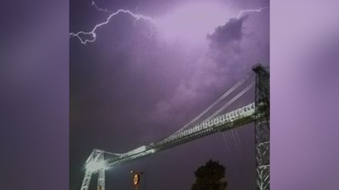 Транспортный мост Lightningover Ньюпорта