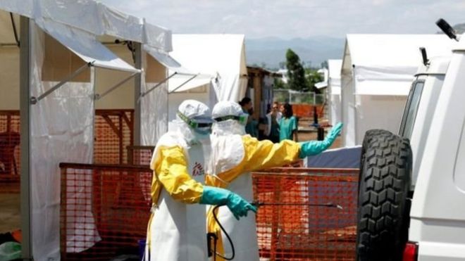 Maafisa wa afya wakipambana na Ebola nchini DR Congo