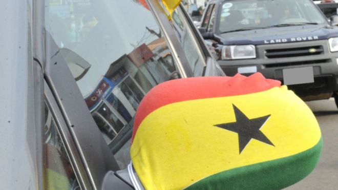 motor wit Ghana flag.