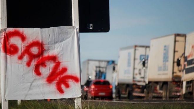 Greve de caminhoneiros em Santana do Livramento (RS)