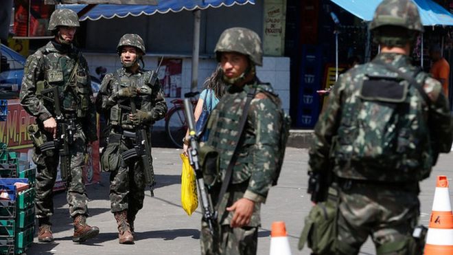 Militares na Maré, no Rio