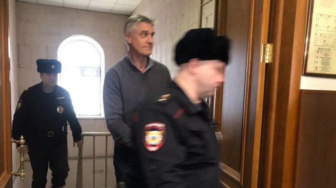Калви в суде