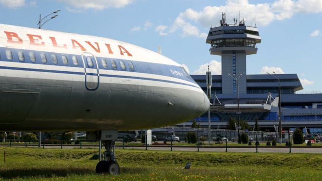 Уряд заборонив авіасполученн з Білоруссю