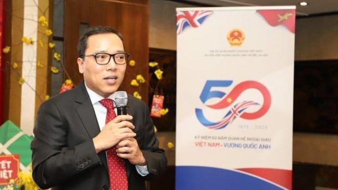 Đại sứ Việt Nam tại Vương quốc Anh