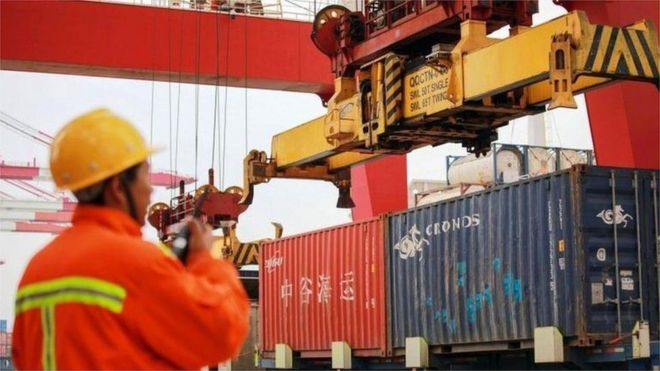صادرات الصين تتعرض لأكبر انخفاض خلال عامين