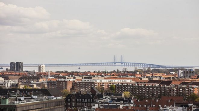 Вид на мост из Копенгагена
