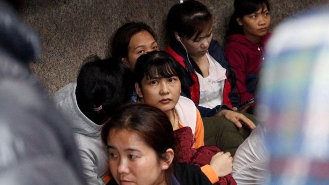5 nữ lao động Việt Nam bị sa thải khiến hàng chục lao động Việt Nam tham gia đình công tối 20/5