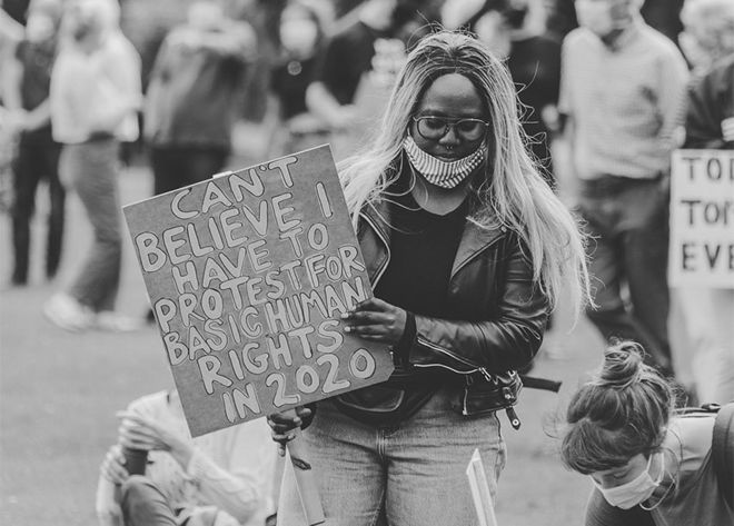 Акция протеста Black Lives Matter в Лесу Дина