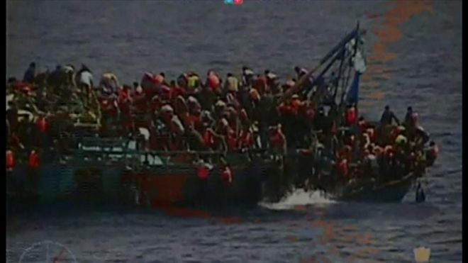 リビア沖で多数の移民救助　今週すでに7000人以上