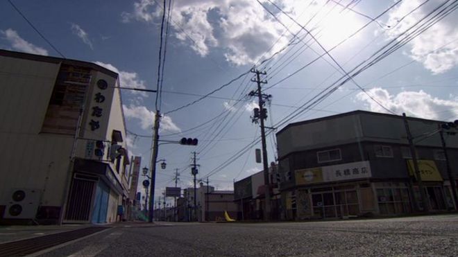 Время останавливается в городах возле атомной электростанции Фукусима, которые также называют мертвой зоной