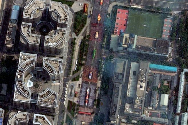 Спутник Maxar WorldView-2 сделал снимки Парада в честь Национального дня в Пекине