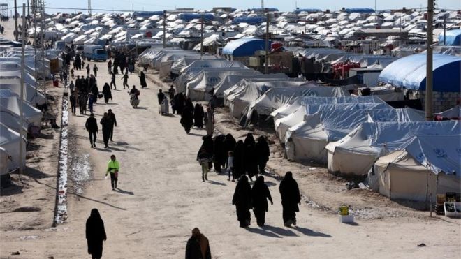 يحتجز في مخيم الهول نحو 11 ألف مقاتل أجنبي وعدد أكبر بكثير من النساء والأطفال