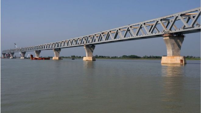 বাংলাদেশে নির্মাণাধীন পদ্মাসেতু