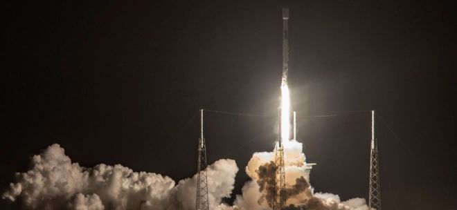 Falcon 9 запускает спутник Nusantara Satu на орбиту