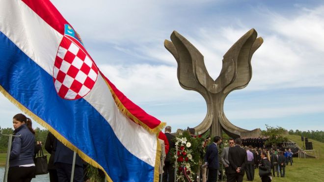 Официальное празднование хорватским правительством жертв Jasenovac 22 апреля 2016 года