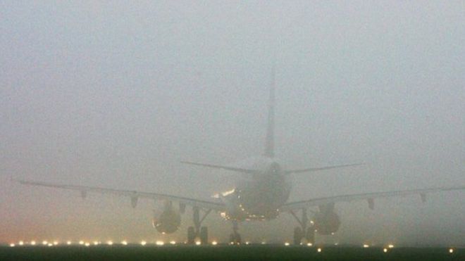 Самолет в тумане