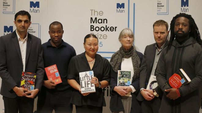 Авторы короткого списка этого года: (слева направо) Сунджив Сахота, Чигози Обиома, Ханя Янагихара, Энн Тайлер, Том МакКарти и Марлон Джеймс