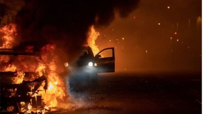 মিনেয়াপোলিসের মেয়র বলছেন যে, সহিংসতা এখনই থামানো দরকার।