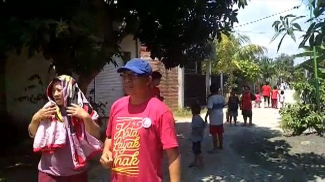 Dadka waxay ka carareen guryahooda markii uu dhul gariirka bilaawday