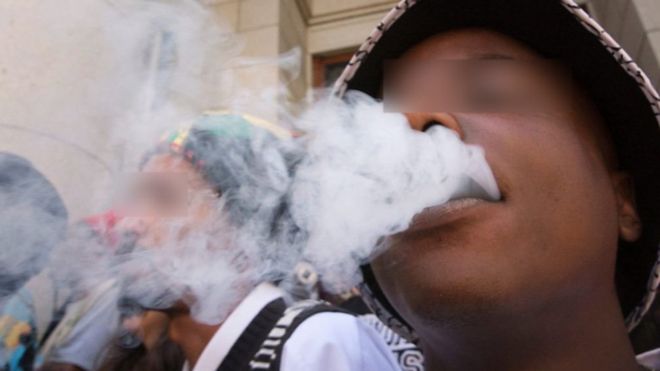 Pipo wey dey smoke