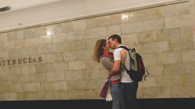 Поцілунки в метро викликали дискусію у Баку