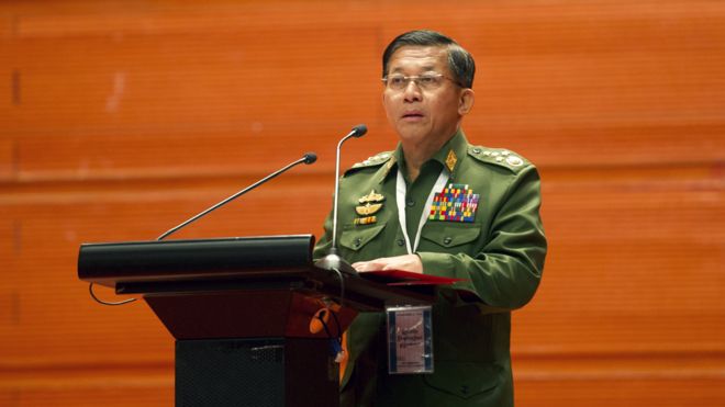 Старший генерал Мин Аунг Хлайнг, главнокомандующий Вооруженными силами Мьянмы