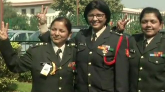 महिला सैन्य अधिकारी