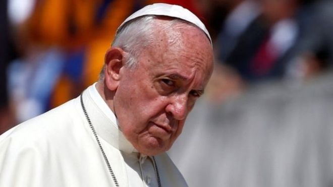 पोप फ्रांसिस पर दबाव था कि वो चर्च में यौन उत्पीड़न के संकट का हल निकालें