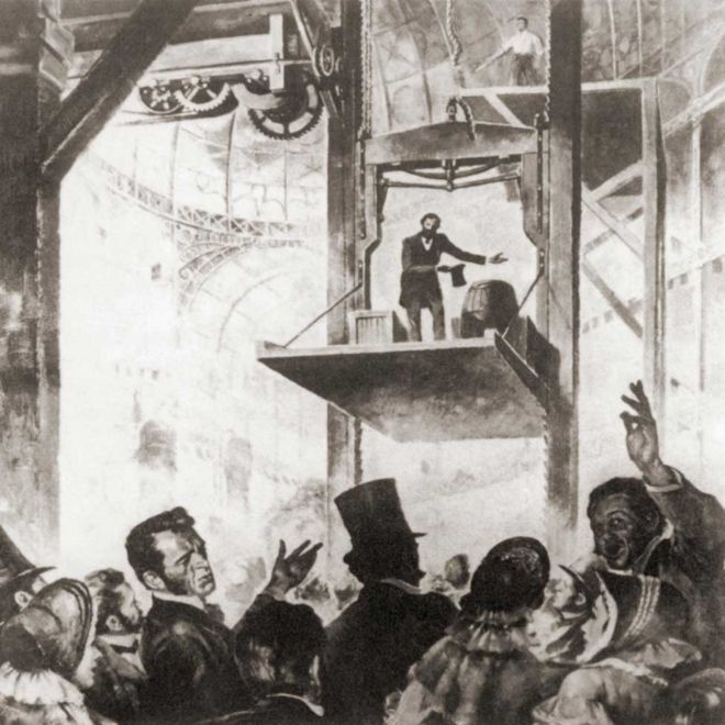 Элиша Грейвс Отис демонстрирует свой патентный лифт безопасности на Всемирной выставке в Нью-Йорке 1854 года