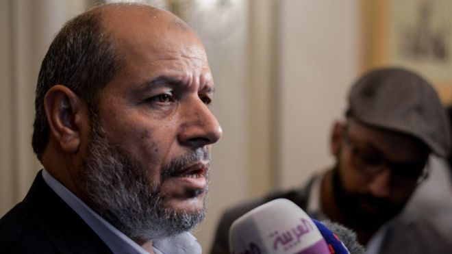 Старший политический лидер ХАМАСа Халил аль-Хайя выступает на пресс-конференции в конце двухдневных переговоров за закрытыми дверями
