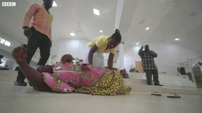 Ghana prayer camp wia dem dey chain pipo wey get mental problem
